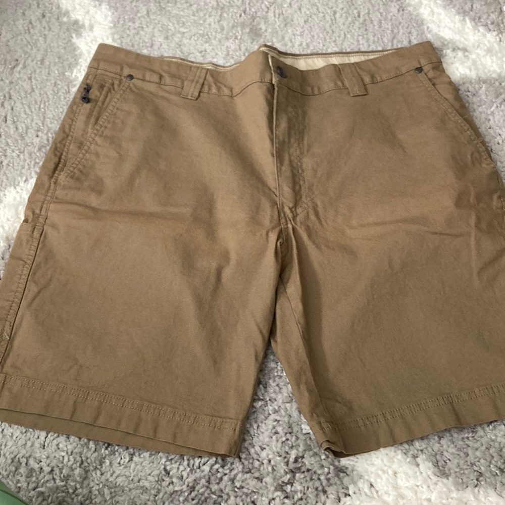 Columbia sportswear shorts